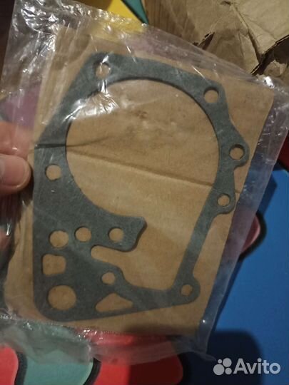 Помпа на LADA largus рено логан