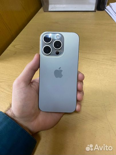 iPhone 15 Pro, 128 ГБ