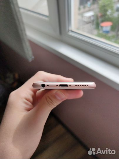 iPhone 6S, 16 ГБ