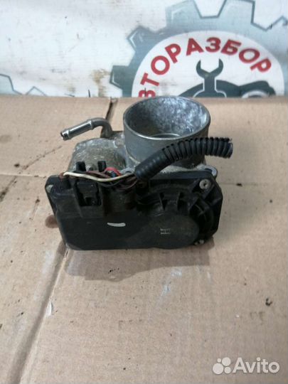 Дроссельная заслонка Toyota Avensis, 1.8, 1zzfe