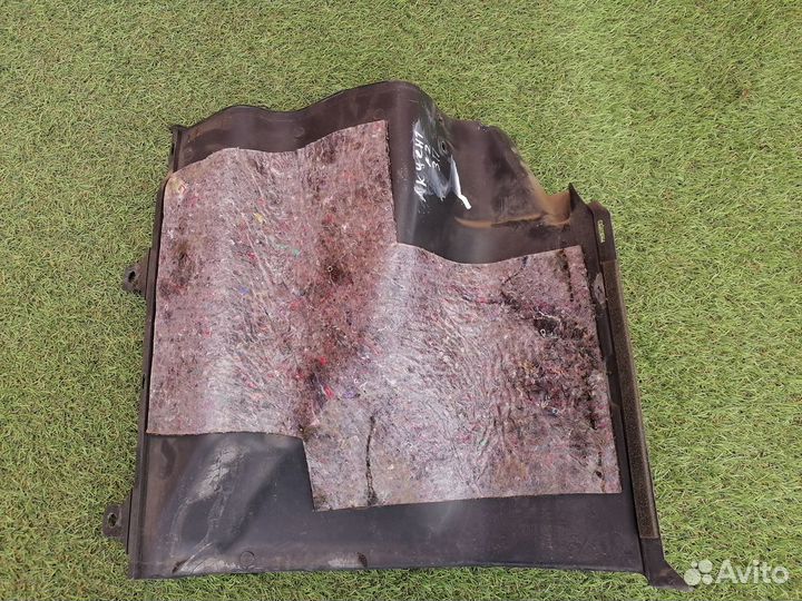 Обшивка багажника Hyundai Accent Акцент