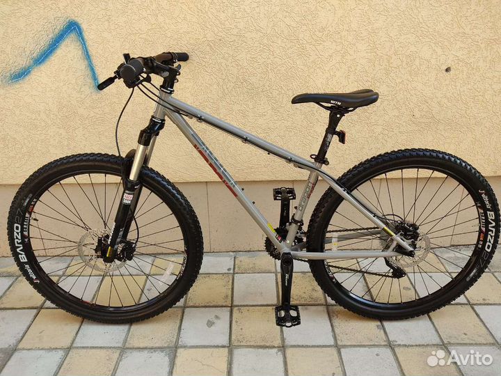 Велосипед Jamis Dragon Sport 27.5/15 Rock Shox