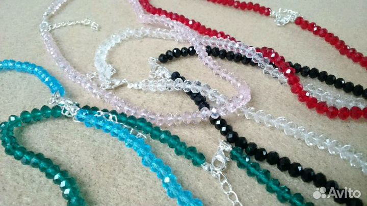 Бусы из стеклянных граненых бусин