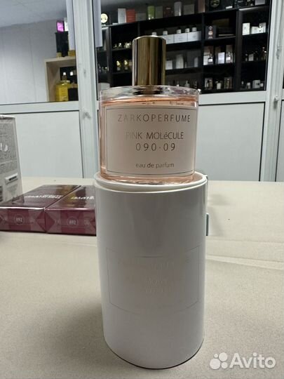 Pink molecule 090.09. 21 год выпуска