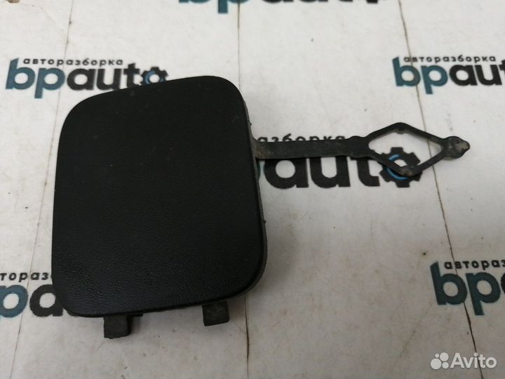 Заглушка буксир крюка заднего бампера 9685647677