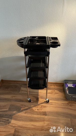 Тележка для парикмахера
