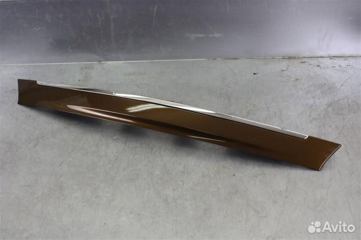 Накладка крышки багажника Renault Fluence