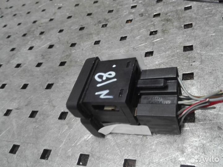 Переключатель света фар Volkswagen Passat