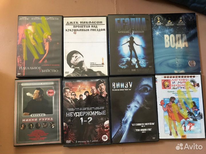 DVD и CD диски с фильмами и музыкой