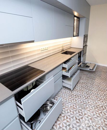 Кухонный гарнитур 