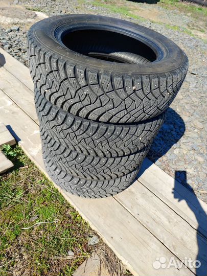 Dunlop SP Winter Ice 03 175/65 R14 82T