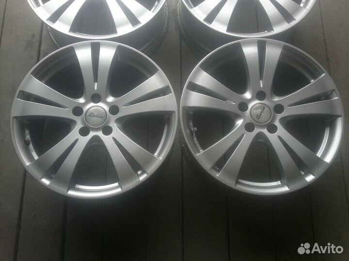 Классное литье Manaray Sport Reverline R18