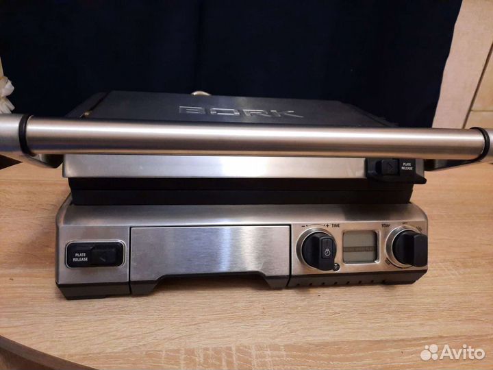 Гриль Bork g801