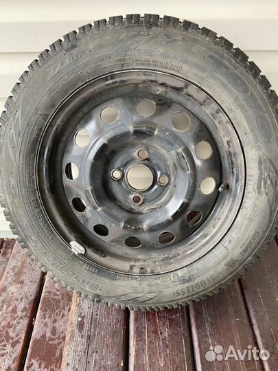 Колеса r15 toyo в сборе