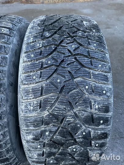 Bridgestone Blizzak Spike-02 275/45 R20