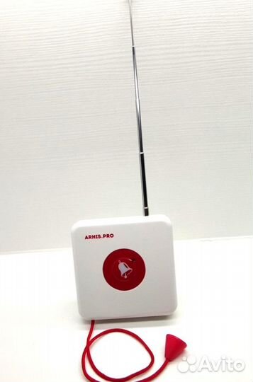 Кнопка вызова персонала для таулетов и санузлов