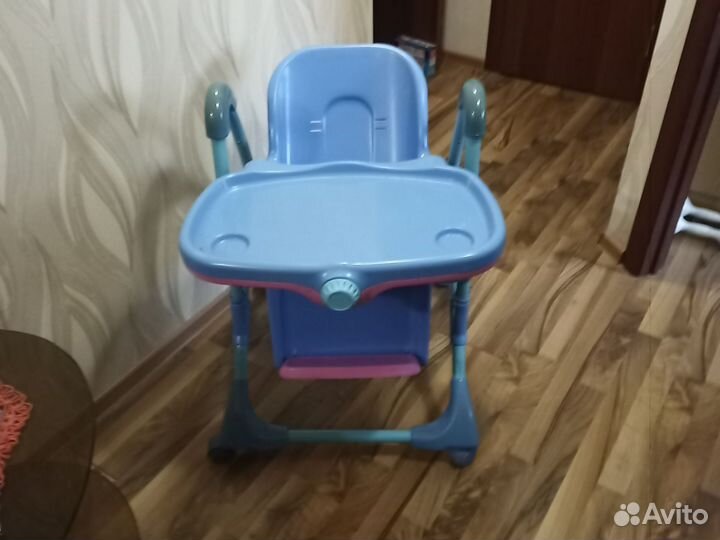 Стульчик для кормления happy baby