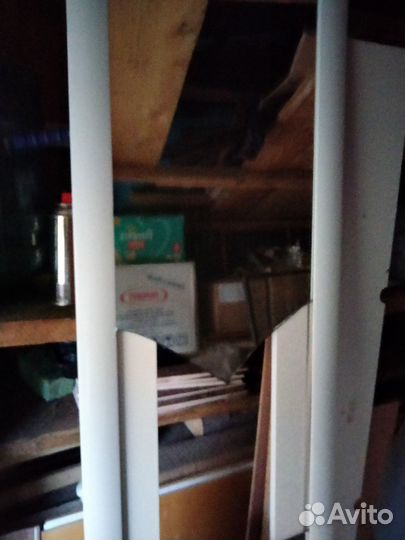 Зеркало в белом пластике б/у, требует ремонта