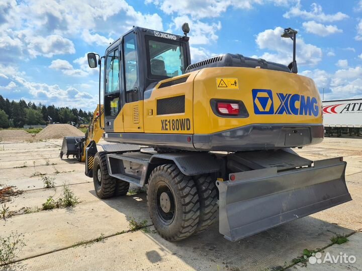 Колёсный экскаватор XCMG XE180WD, 2023