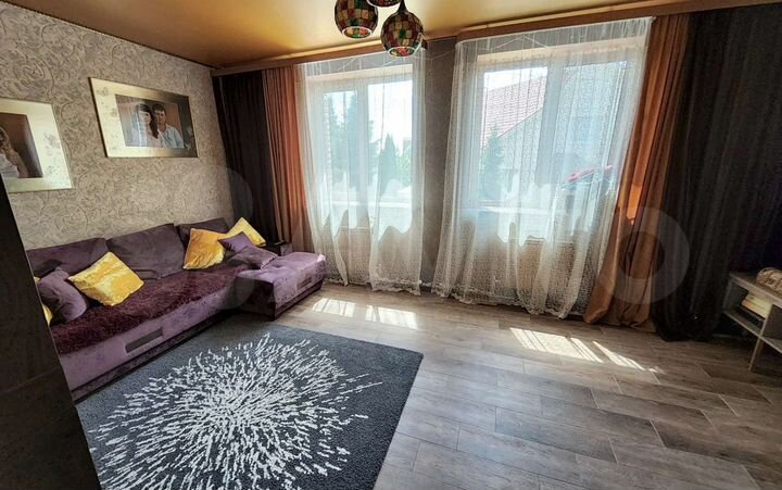 Коттедж 239 м² на участке 5 сот.