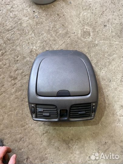 Накладка панель дефлектор печки Nissan Almera N16