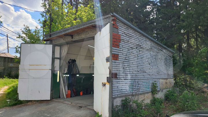 Гараж, > 30 м²