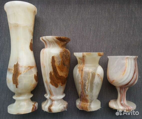 Вазы из оникса