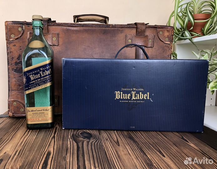 Кейс-футляр коробка бутылка паспорт JW Blue label