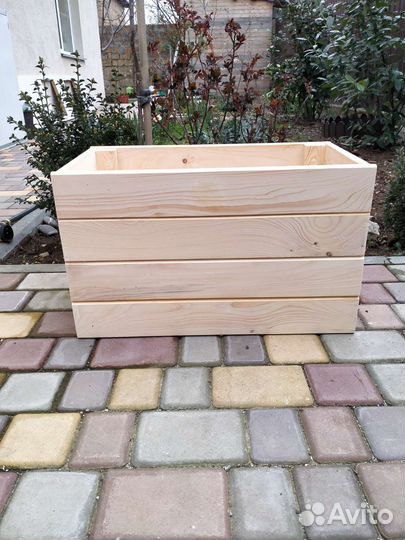 Кашпо для цветов деревянное