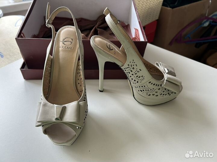 Босоножки женские 36 размер бу