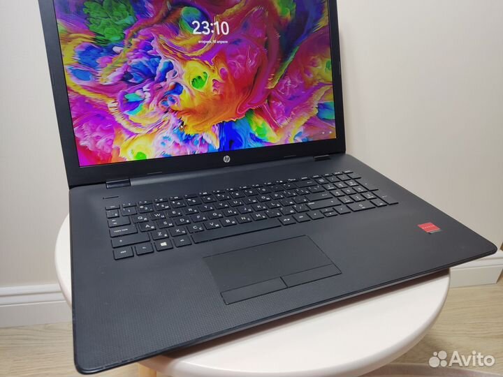 Огромный HP 17.3