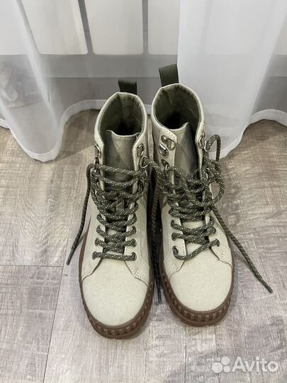 Новые демисезонные ботинки 36-37