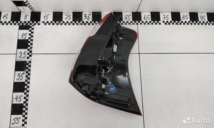 Фонарь левый наружный Toyota Land Cruiser Prado 150 Restail