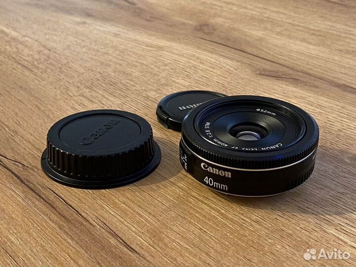 Объектив Canon EF 40mm f/2.8 STM