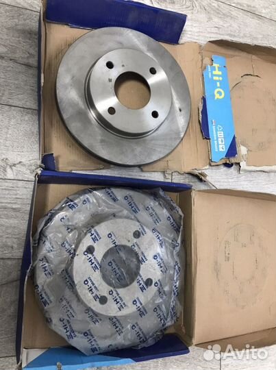 Переднии тормозные диски Nissan micra