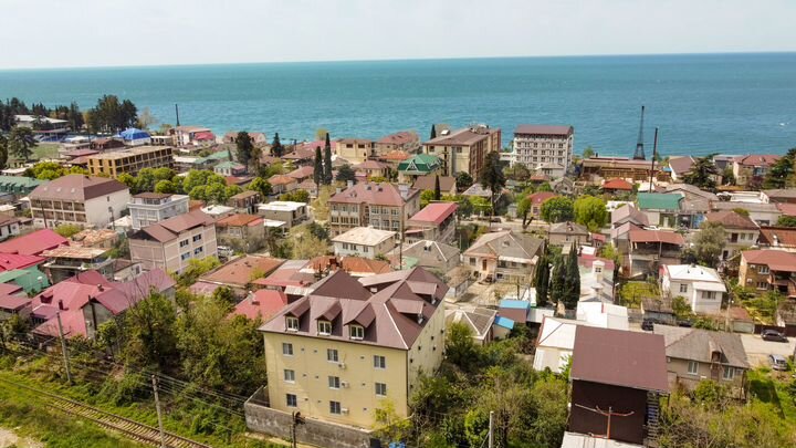 Гостиница 1000 м² (Абхазия)