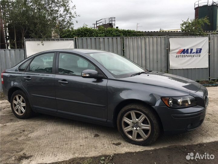 Разбор на запчасти Volvo S40 2004