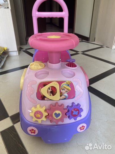 Машинка-каталка