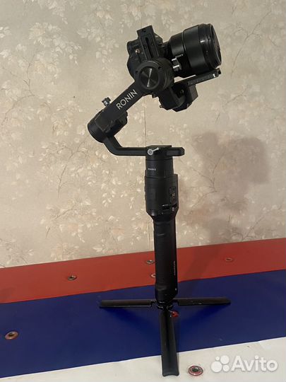 Стабилизатор для съемки DJI ronin S