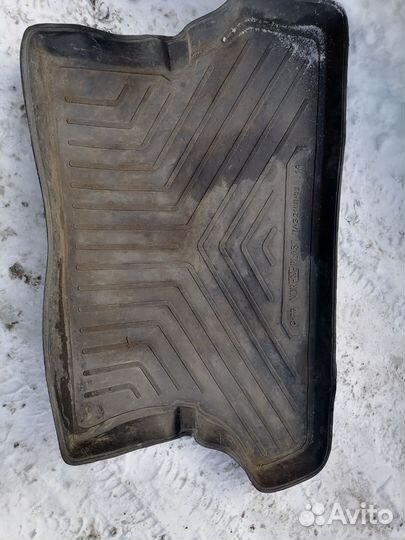 Коврик в багажник