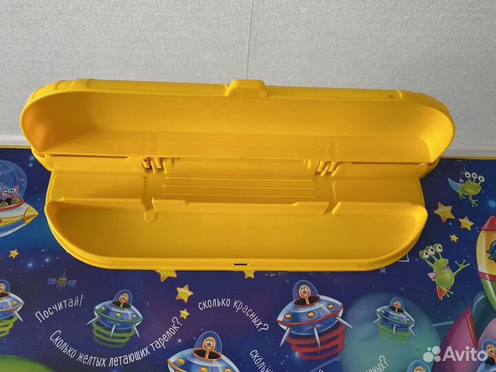 Детский стол и стул