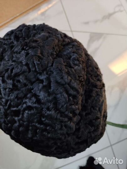 Каракулевая женская шапка