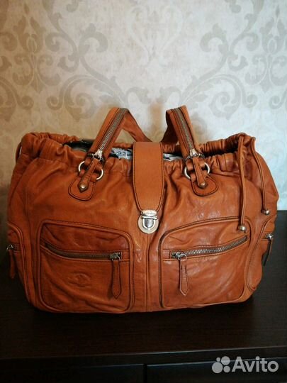 Сумки для женщин