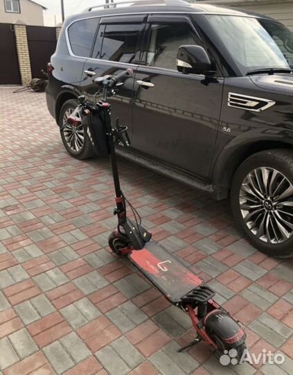 Продам электросамокат Kugoo kirin g1