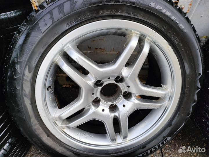 225/55 R17 Bridgestone Blizzak Spike-01 Зима Литые