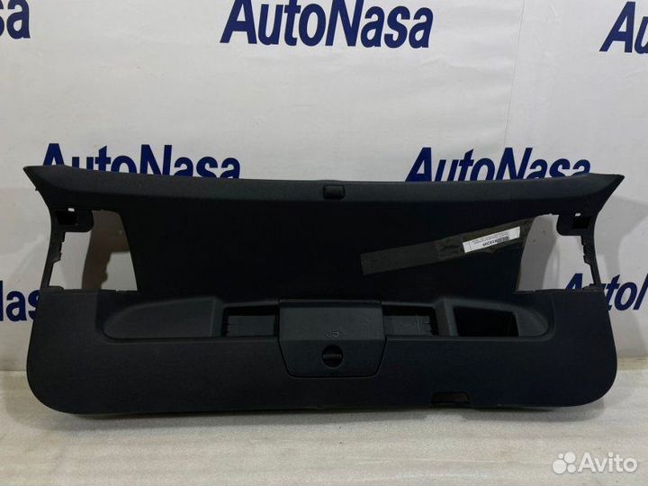 Обшивка двери багажника Volkswagen Tiguan 2016