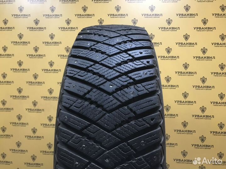 Goodyear UltraGrip Ice Arctic SUV 215/65 R17 99T