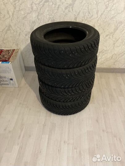 Sava Eskimo Stud 205/60 R16 95T