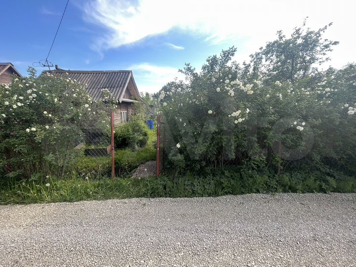 Дача 15 м² на участке 10 сот.