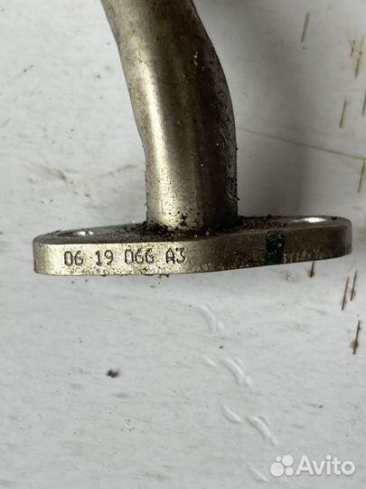 Трубка турбины mercedes w213